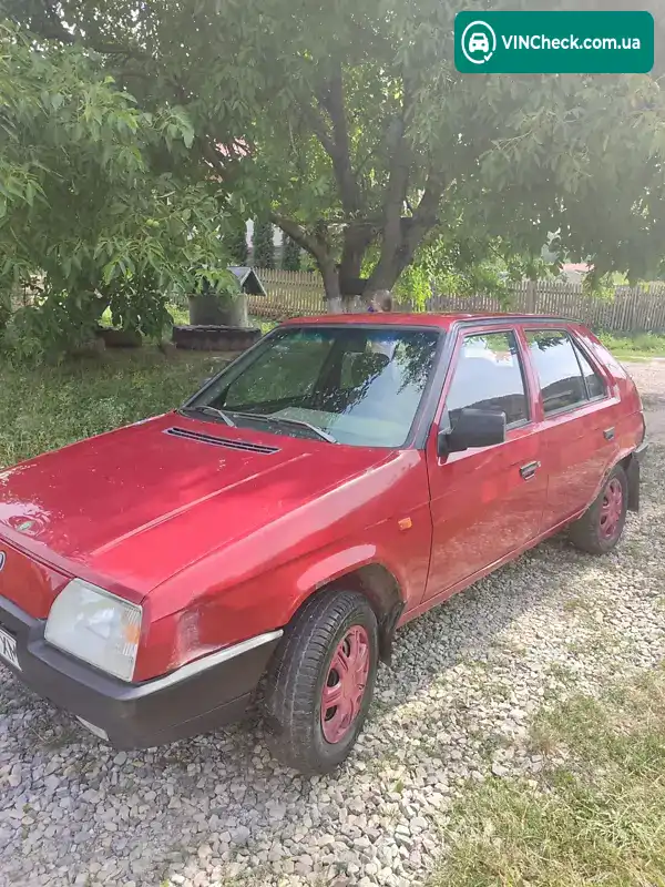 Skoda Favorit 1992, фото з оголошення 1 з 20, VIN TMBAEE300N0471880
