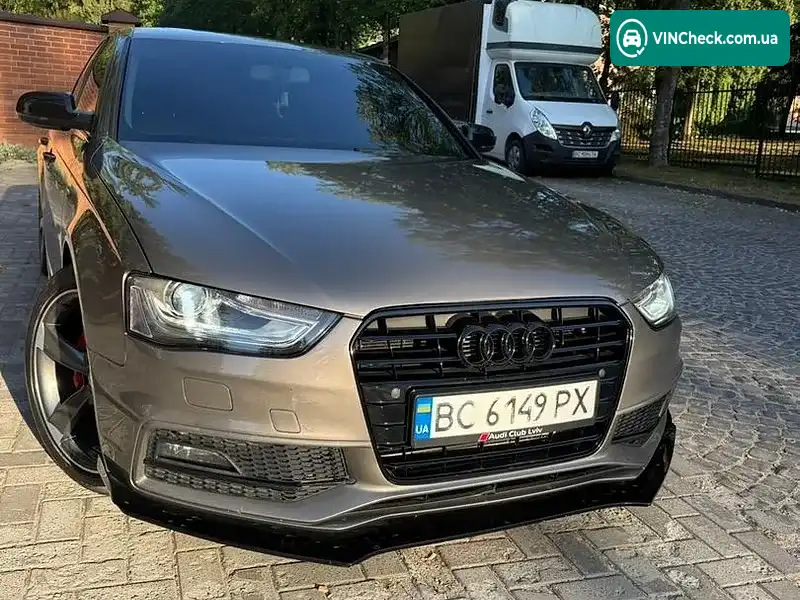 Audi A4 2013, фото з оголошення 1 з 12, VIN WAUFFAFL7EN004277