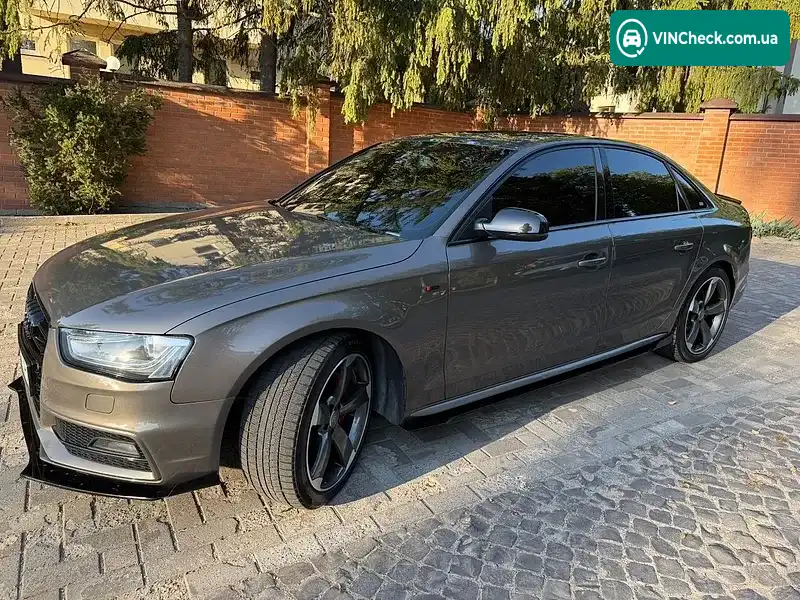 Audi A4 2013, фото з оголошення 2 з 12, VIN WAUFFAFL7EN004277