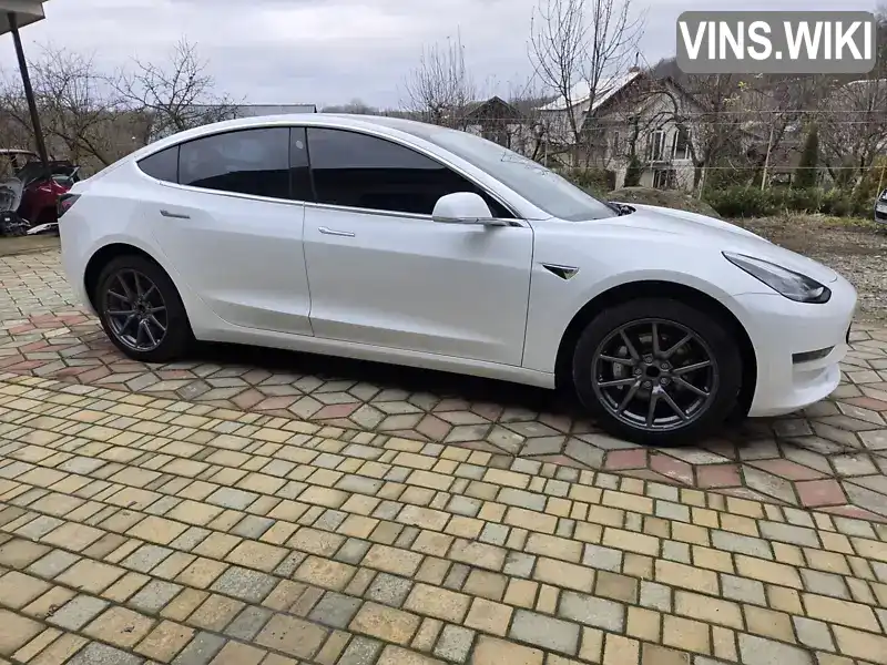 Tesla Model 3 2019, фото з оголошення 1 з 16, VIN 5YJ3E1EA0KF435613