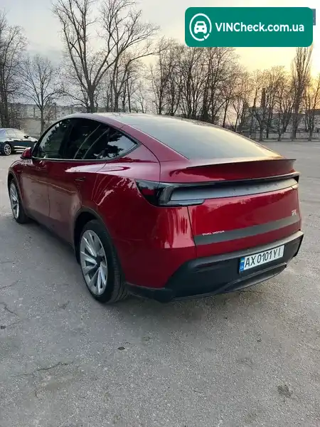 Tesla Model Y 2025, фото з оголошення 2 з 20, VIN 7SAYGDEE9TA382142