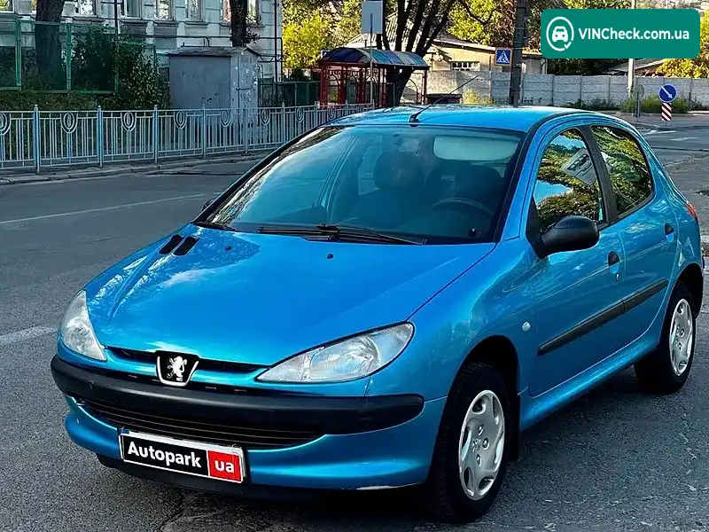 Peugeot 206 2002, фото з оголошення 1 з 20, VIN VF32AHFXF42327616