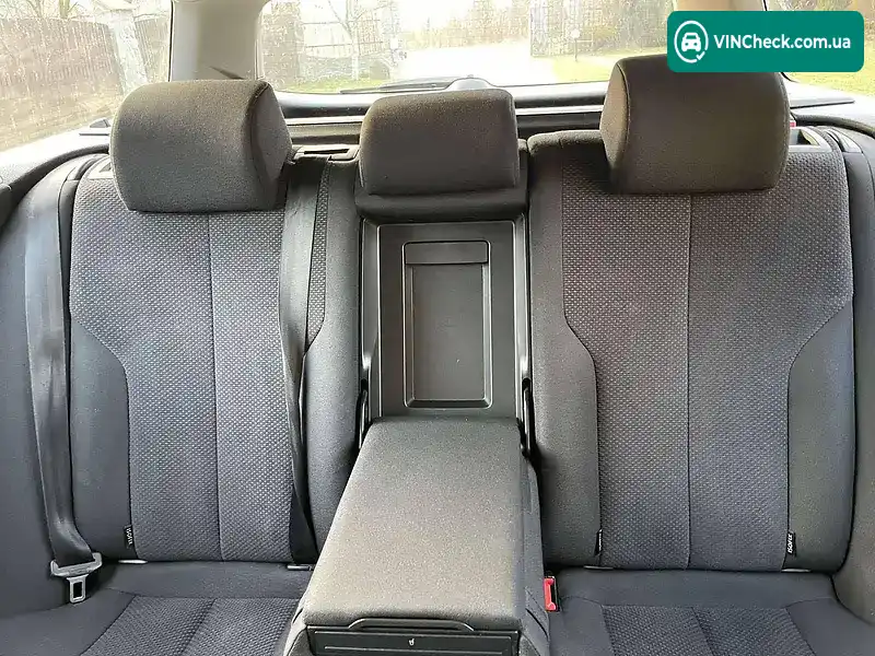 Volkswagen Passat 2010, фото з оголошення 1 з 20, VIN WVWZZZ3CZAE012482