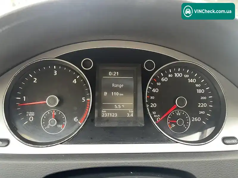Volkswagen Passat 2010, фото з оголошення 2 з 20, VIN WVWZZZ3CZAE012482