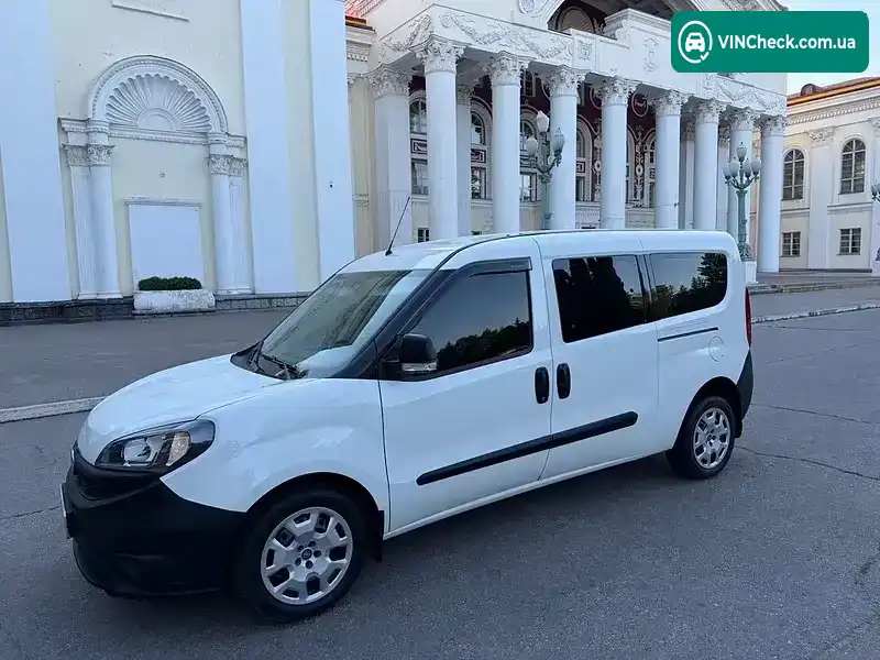 Fiat Doblo 2019, фото з оголошення 1 з 20, VIN ZFA26300006P16606