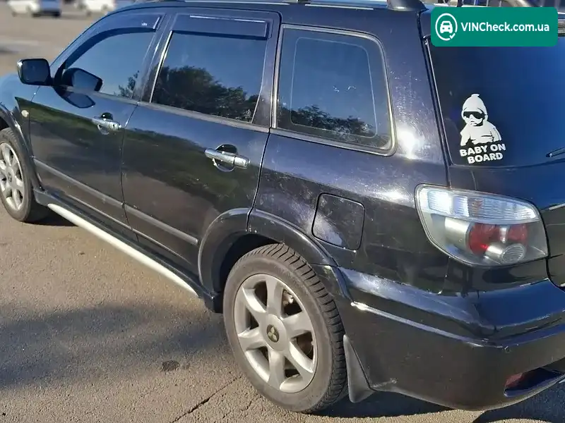 Mitsubishi Outlander 2006, фото з оголошення 2 з 14, VIN JMBXRCU5W6U005397
