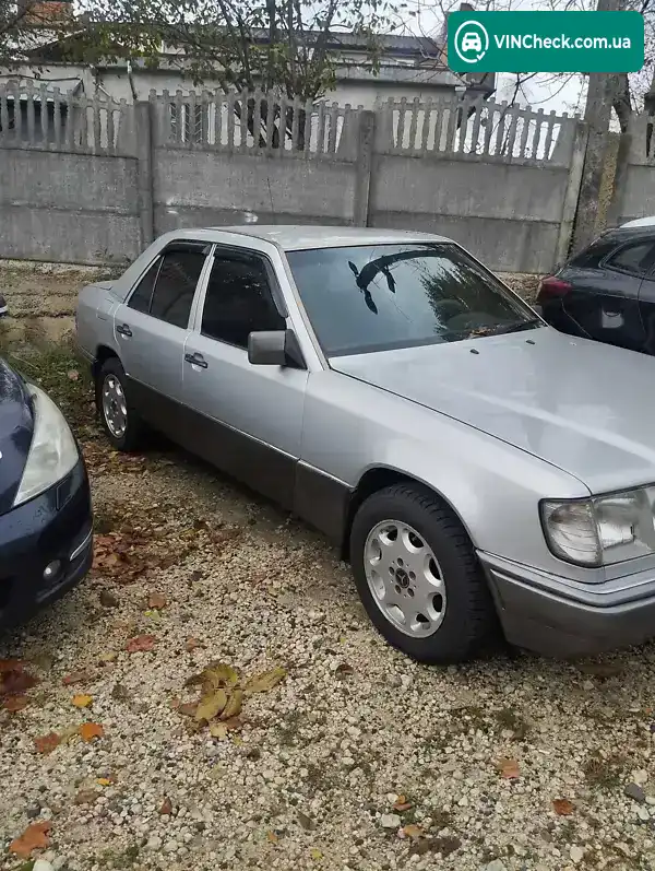 Mercedes-Benz E-Class 1993, фото з оголошення 1 з 14, VIN WDB1241201B936307