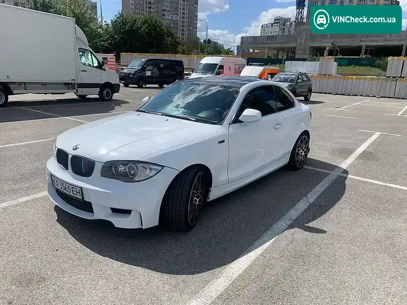 BMW 1 Series 2010, фото з оголошення 1 з 7, VIN WBAUR3100AVL41116
