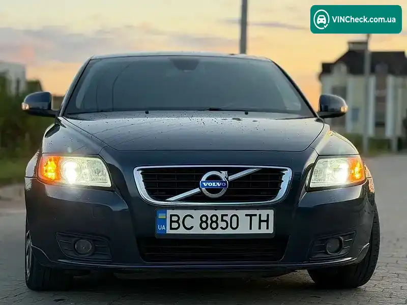 Volvo V50 2011, фото з оголошення 1 з 20, VIN YV1MW84F1B2620296