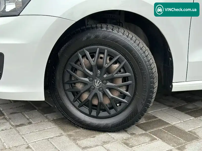 Volkswagen Polo 2019, фото з оголошення 2 з 20, VIN XW8ZZZ61ZLG018094