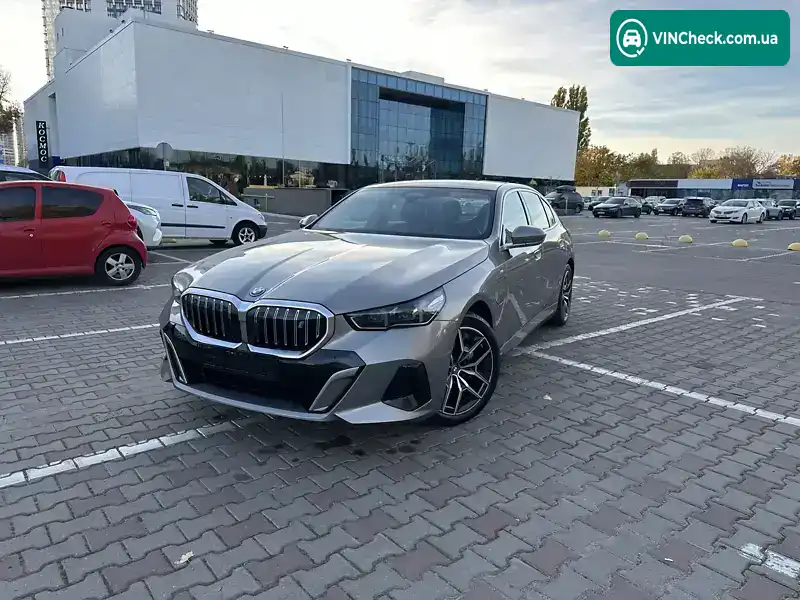 BMW i5 2024, фото з оголошення 1 з 21, VIN LBV51FM05RSE37624