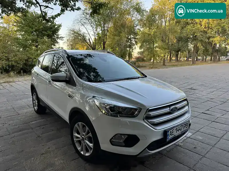 Ford Kuga 2019, фото з оголошення 1 з 16, VIN WF0AXXWPMAKM24959