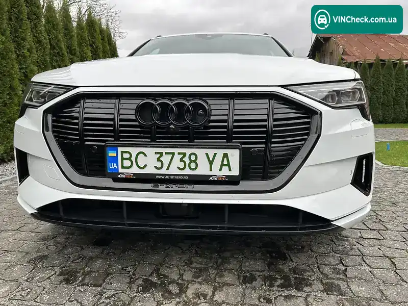Audi e-tron 2019, фото з оголошення 2 з 20, VIN WAUZZZGE7KB013514