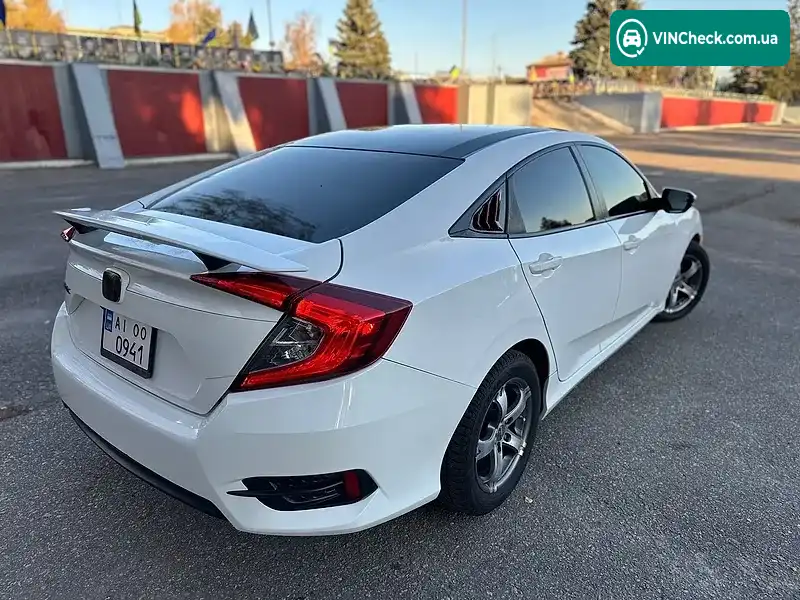 Honda Civic 2017, фото з оголошення 2 з 20, VIN 2HGFC2F50HH513919