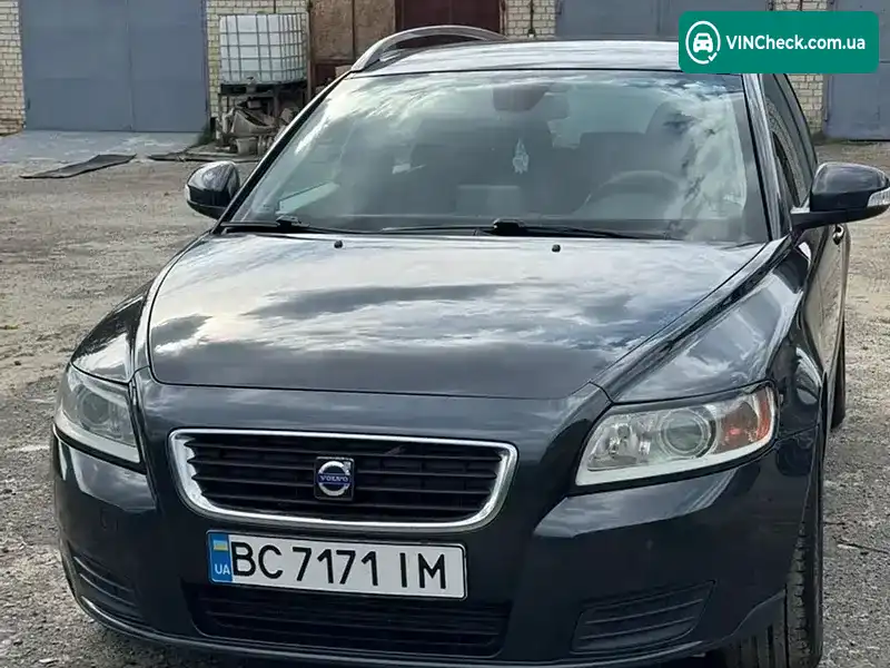 Volvo V50 2010, фото з оголошення 1 з 21, VIN YV1MW76F2A2562662
