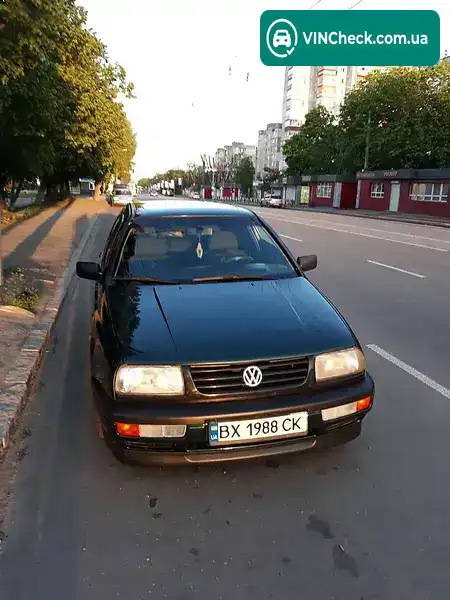 Volkswagen Vento 1995, фото з оголошення 1 з 6, VIN WVWZZZ1HZSW489289