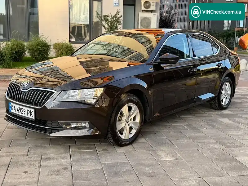 Skoda Superb 2018, фото з оголошення 1 з 20, VIN TMBAL4NP8KB300160