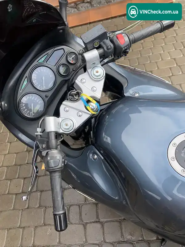 Suzuki GSX-750 2001, фото з оголошення 2 з 18, VIN JS1AK111300105436