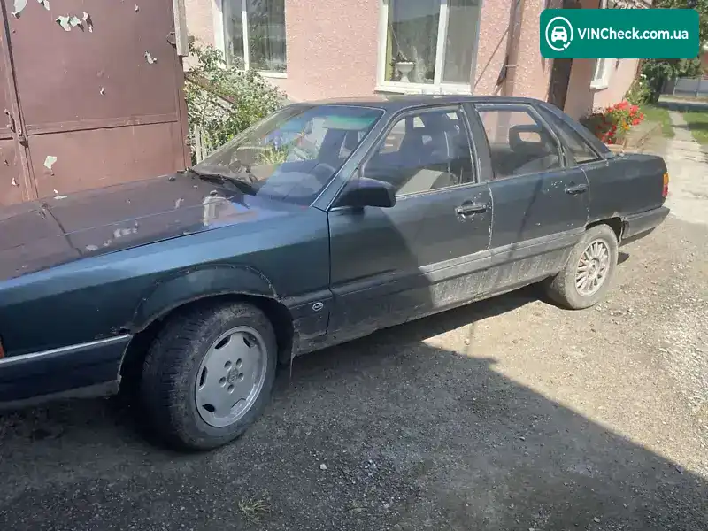 Audi 100 1985, фото з оголошення 2 з 7, VIN WAUZZZ44ZFA124127