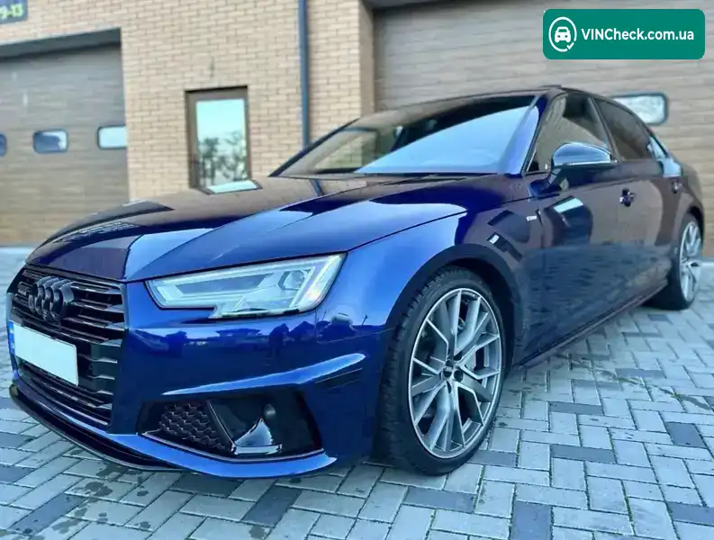 Audi A4 2019, фото з оголошення 1 з 20, VIN WAUFNAF47KN017425
