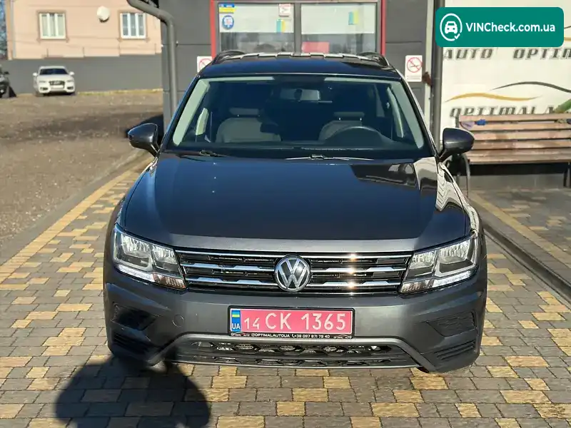 Volkswagen Tiguan 2018, фото з оголошення 2 з 20, VIN 3VV0B7AXXJM131760