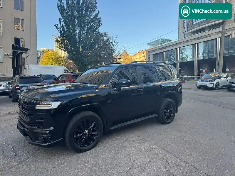 Toyota Land Cruiser 2023, фото з оголошення 2 з 12, VIN JTMAAABJ304040272