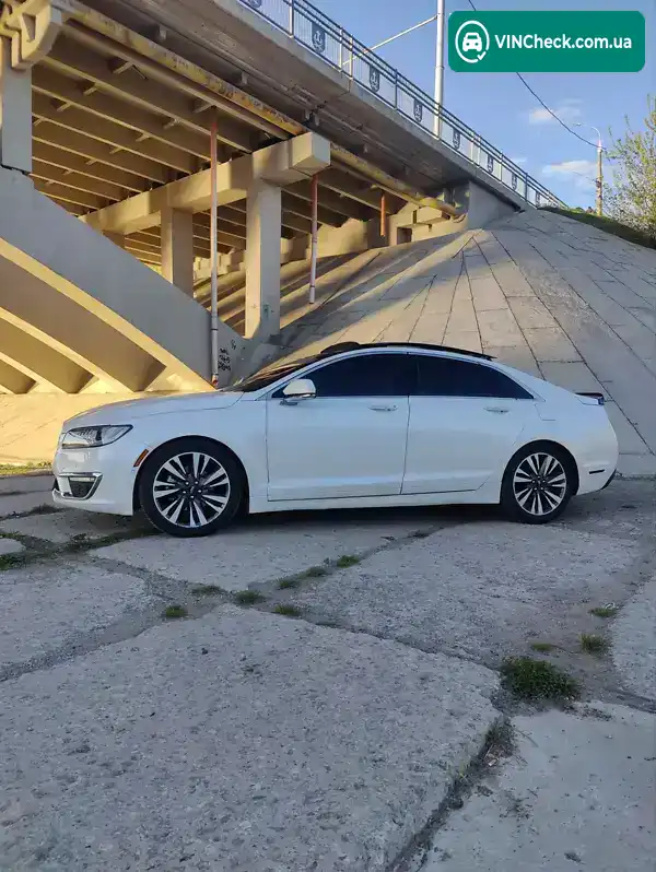 Lincoln MKZ 2016, фото з оголошення 1 з 21, VIN 3LN6L5MU2HR611487