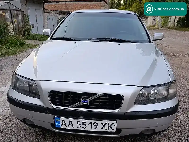 Volvo S60 2001, фото з оголошення 2 з 15, VIN YV1RS61P912069833