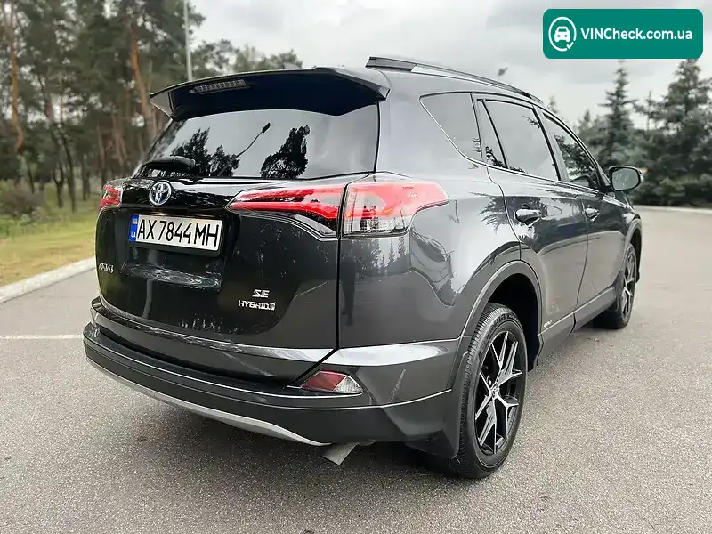 Toyota RAV4 2018, фото з оголошення 2 з 20, VIN JTMJJREV9JD199778