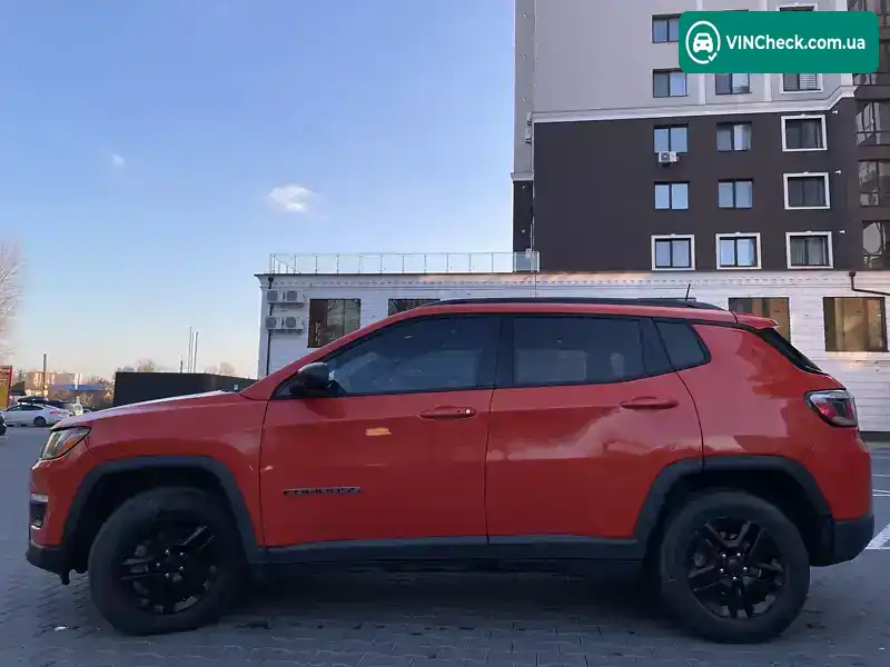 Jeep Compass 2018, фото з оголошення 2 з 21, VIN 3C4NJCAB8JT438967