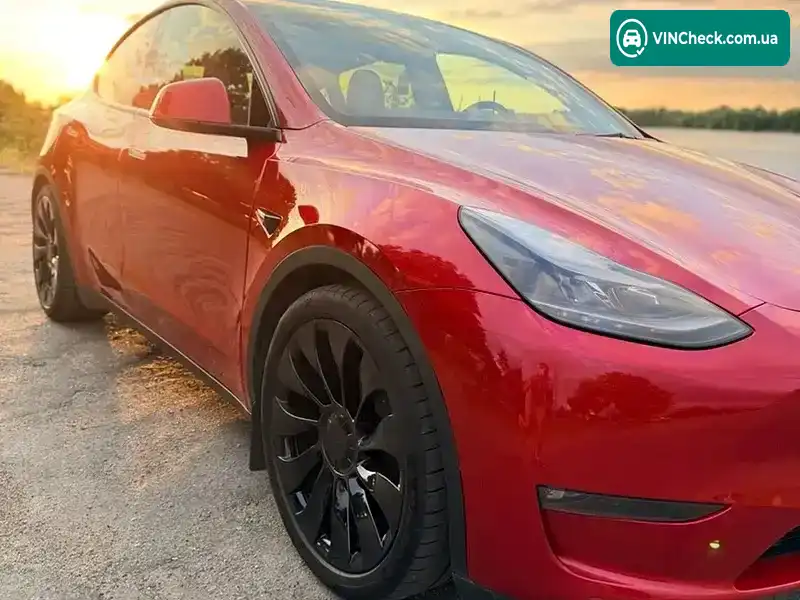 Tesla Model Y 2023, фото з оголошення 2 з 18, VIN 7SAYGDEF3PF669400