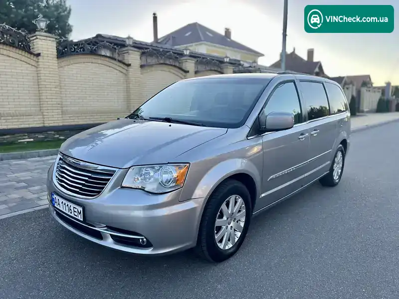Chrysler Town & Country 2016, фото з оголошення 1 з 13, VIN 2C4RC1BG5GR291514