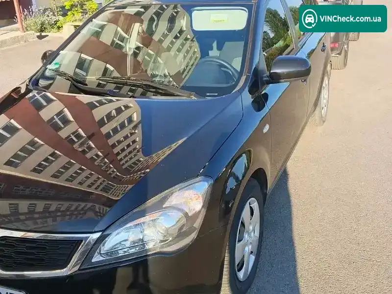 Kia Ceed 2009, фото з оголошення 1 з 14, VIN U5YHB811AAL132671