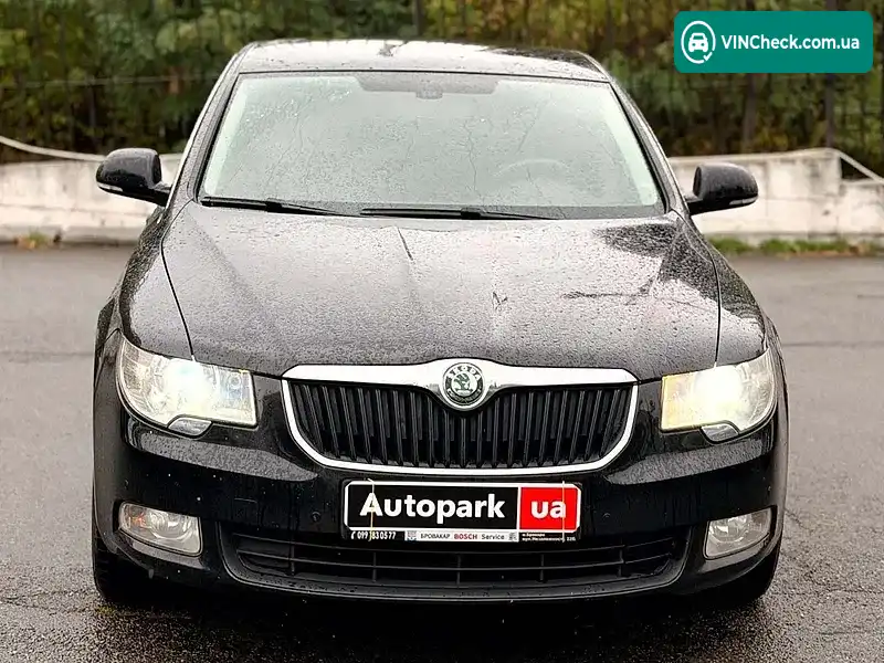 Skoda Superb 2012, фото з оголошення 2 з 16, VIN TMBAB43T9CB300429