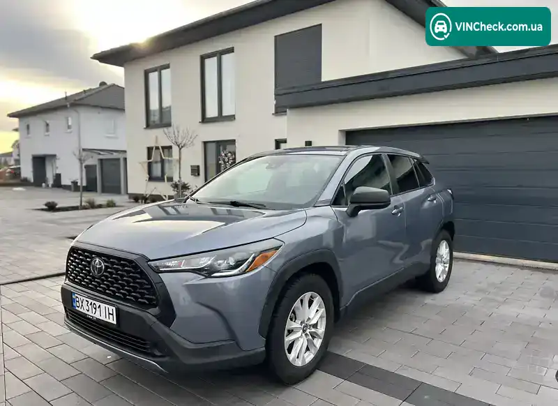 Toyota Corolla Cross 2022, фото з оголошення 1 з 21, VIN 7MUAAAAG8NV014029