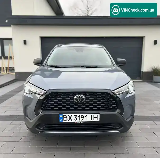 Toyota Corolla Cross 2022, фото з оголошення 2 з 21, VIN 7MUAAAAG8NV014029