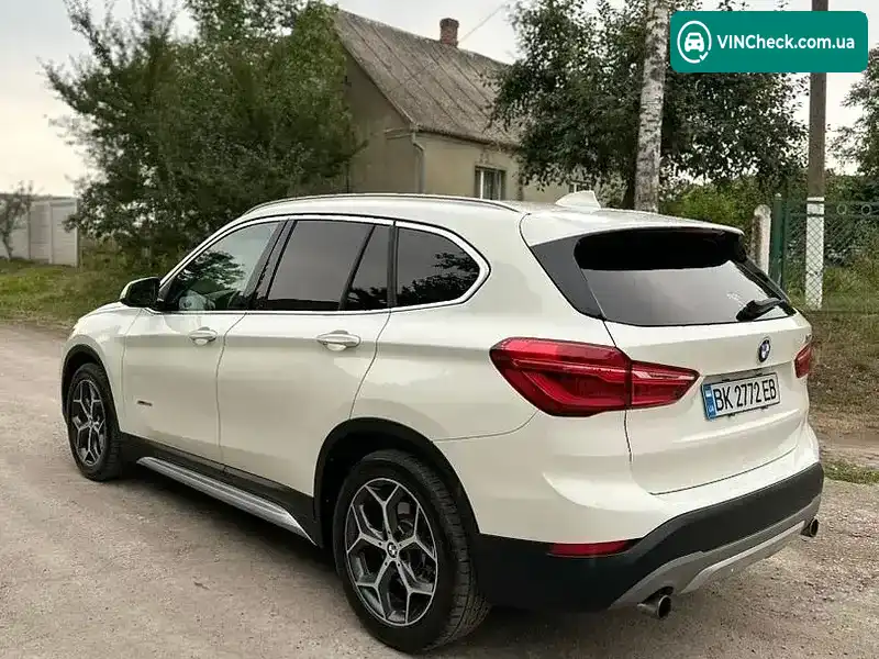 BMW X1 2017, фото з оголошення 2 з 18, VIN WBXHT3C35H5F87673