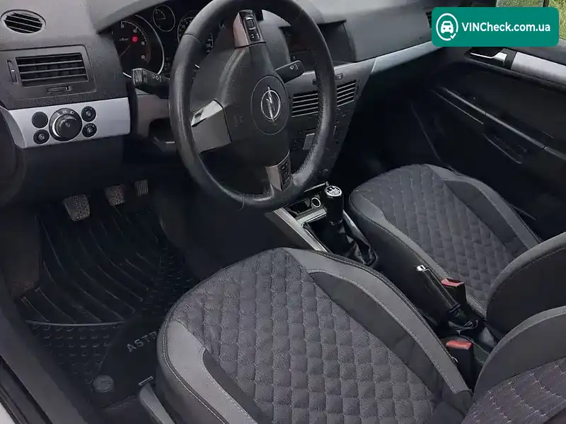 Opel Astra 2006, фото з оголошення 1 з 15, VIN W0L0AHL3562141074