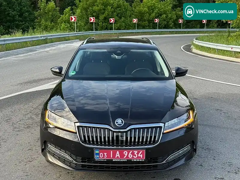 Skoda Superb 2023, фото з оголошення 2 з 20, VIN TMBJH7NP8P7018582