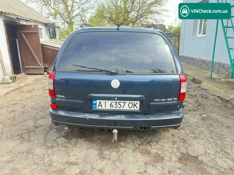 Opel Omega 2000, фото з оголошення 2 з 10, VIN W0L0VBF35Y1052722