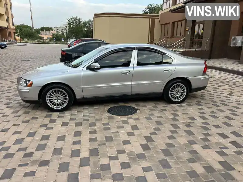 Volvo S60 2006, фото з оголошення 2 з 16, VIN YV1RS614972615759