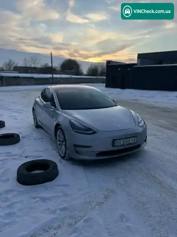 Tesla Model 3 2018, фото з оголошення 1 з 19, VIN 5YJ3E1EA4JF013522
