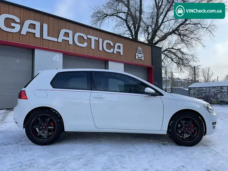 Volkswagen Golf 2015, фото з оголошення 1 з 20, VIN 3VW917AU8FM070671
