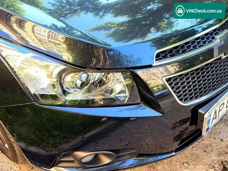 Chevrolet Cruze 2010, фото з оголошення 2 з 20, VIN KL1JA6959AK722902