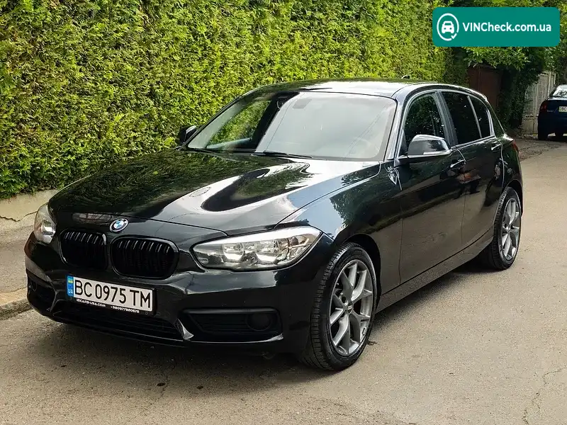BMW 1 Series 2018, фото з оголошення 2 з 19, VIN WBA1S5103J5L14799