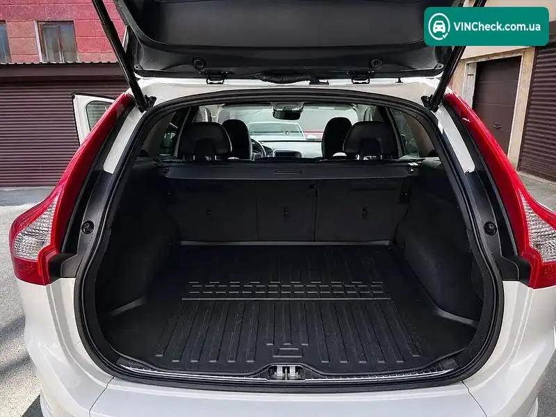Volvo XC60 2017, фото з оголошення 2 з 20, VIN YV1DZA5C6H2194724