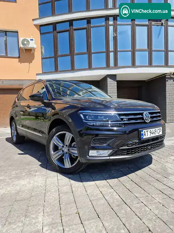 Volkswagen Tiguan 2020, фото з оголошення 2 з 20, VIN 3VV2B7AX8LM164512