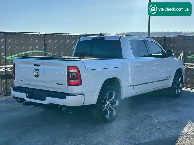 Ram 1500 2023, фото з оголошення 2 з 21, VIN 1C6SRFHT3PN531830