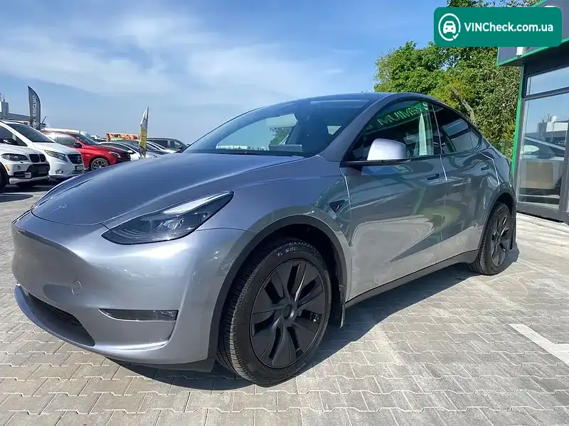 Tesla Model Y 2024, фото з оголошення 1 з 20, VIN 7SAYGDEE9SA347826