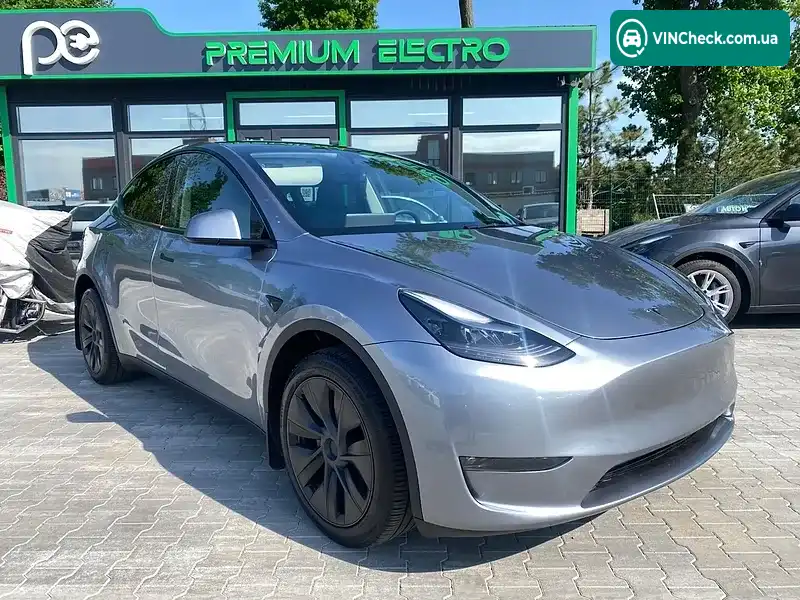 Tesla Model Y 2024, фото з оголошення 2 з 20, VIN 7SAYGDEE9SA347826